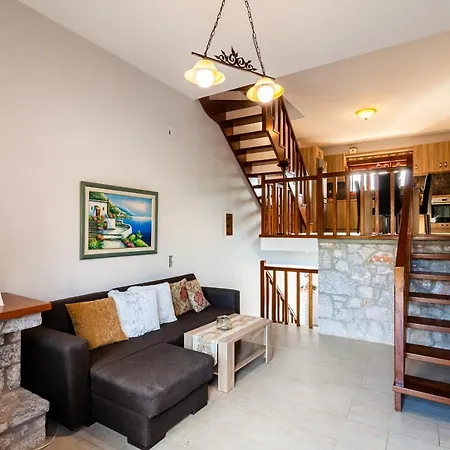 Seaside Dukes Landhaus Parálion Ástros