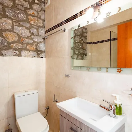 Seaside Dukes Parálion Ástros