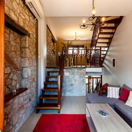 Seaside Dukes Parálion Ástros