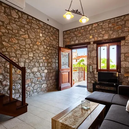 Seaside Dukes * Parálion Ástros