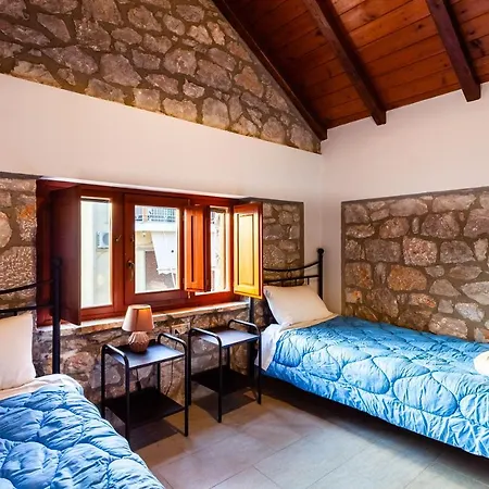 Seaside Dukes * Parálion Ástros