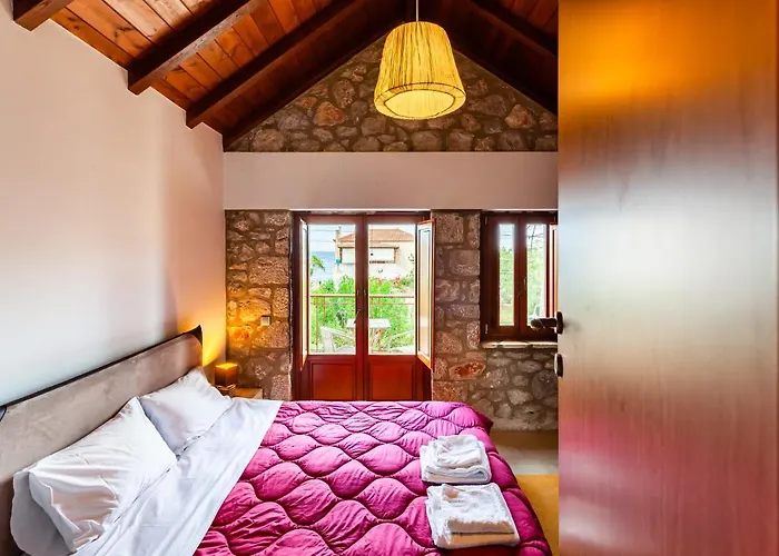 Seaside Dukes * Parálion Ástros