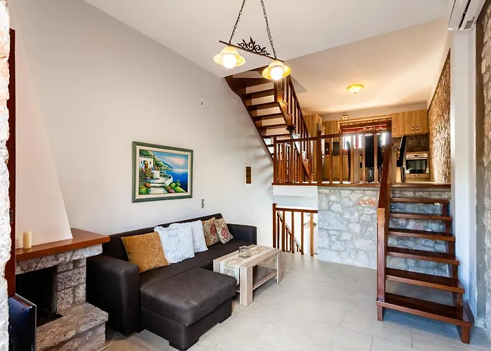 Seaside Dukes 乡村民宿 Parálion Ástros