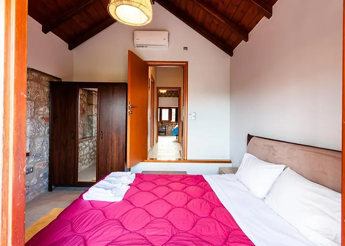 Seaside Dukes Parálion Ástros