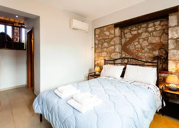 Seaside Dukes * Parálion Ástros