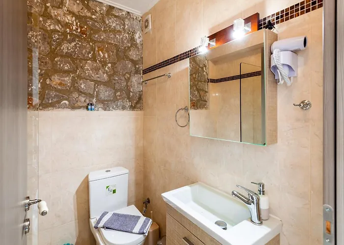 Seaside Dukes * Parálion Ástros